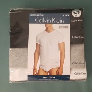 Calvin Klein T-shirts